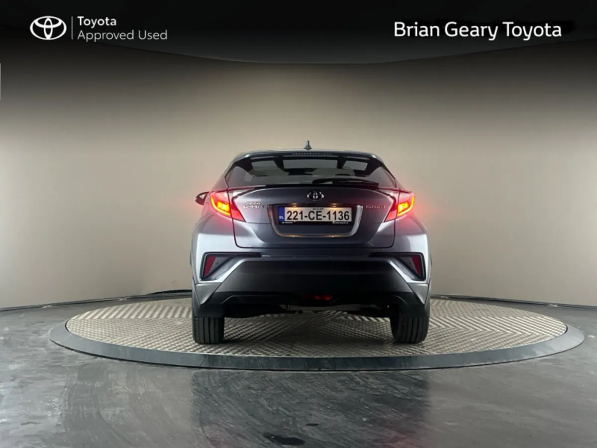 Toyota C-HR HYBRID SPORT - Image 4