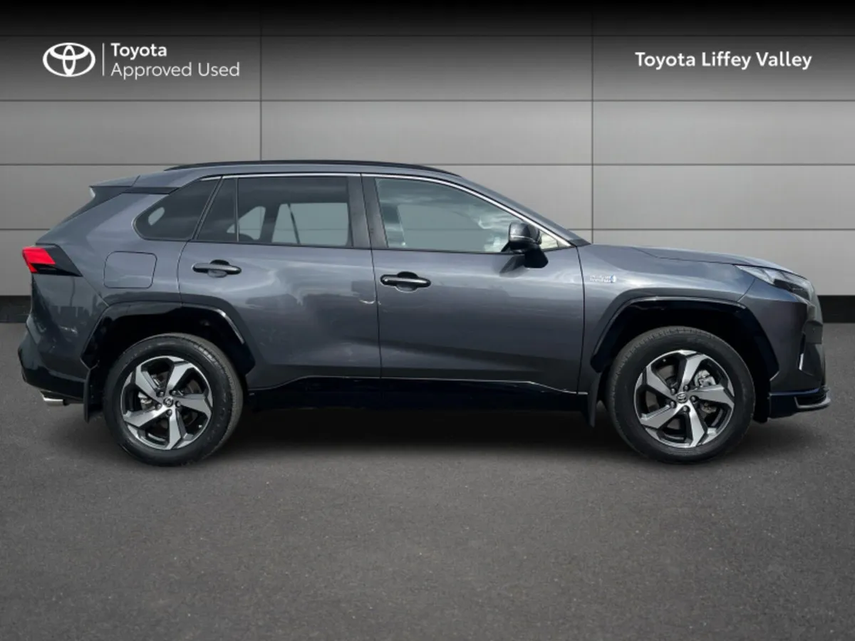 Toyota RAV4 RAV4 PLUG-IN HYBRID SOL - Image 3