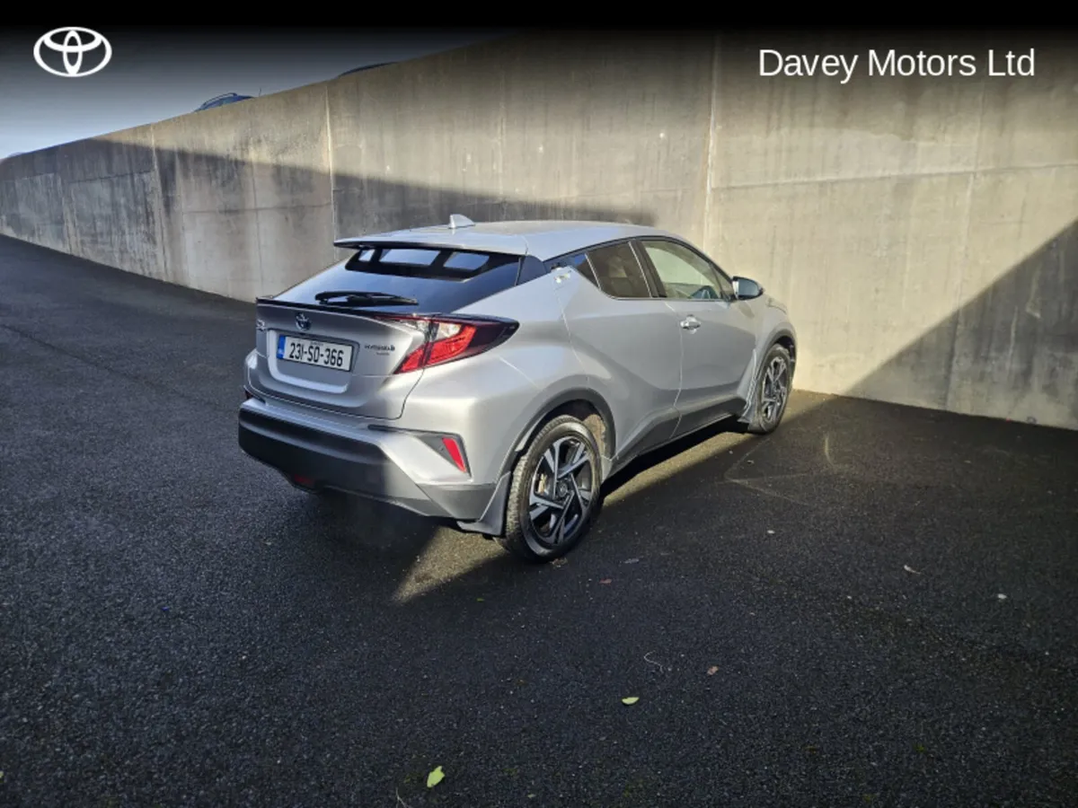 Toyota C-HR C-HR HYBRID SPORT - Image 2