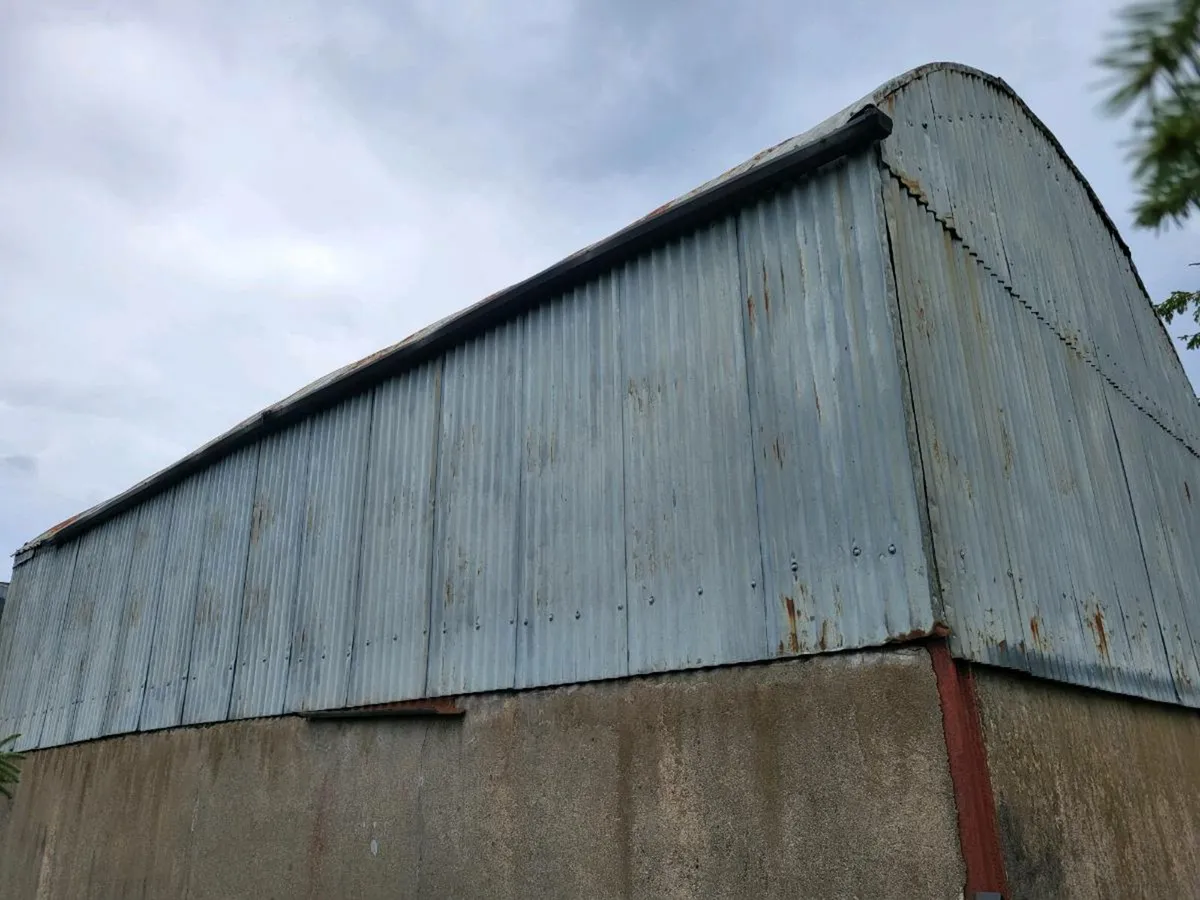 Hay shed - Image 1
