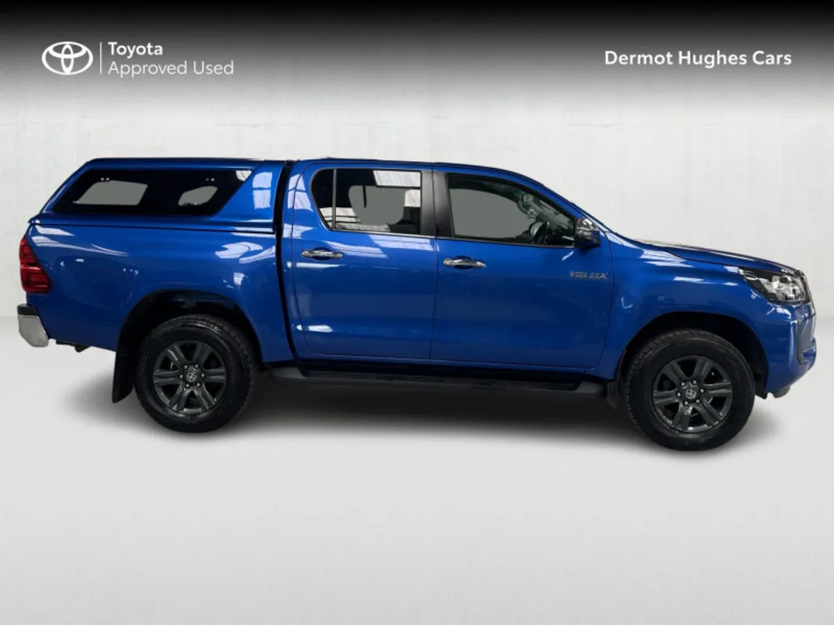 Toyota Hilux HILUX 2.8 SR5 D/CAB AUTO - Image 3