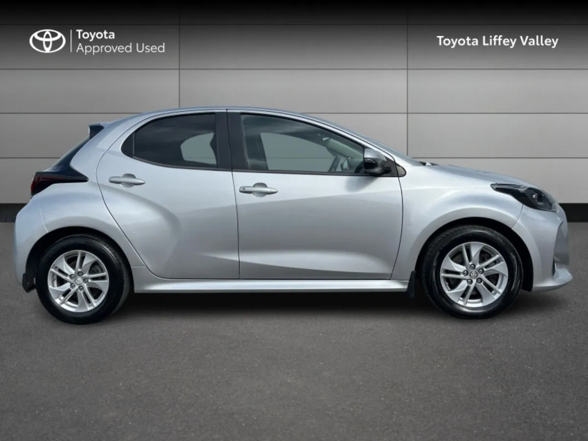 Toyota Yaris yaris hybrid luna - Image 3