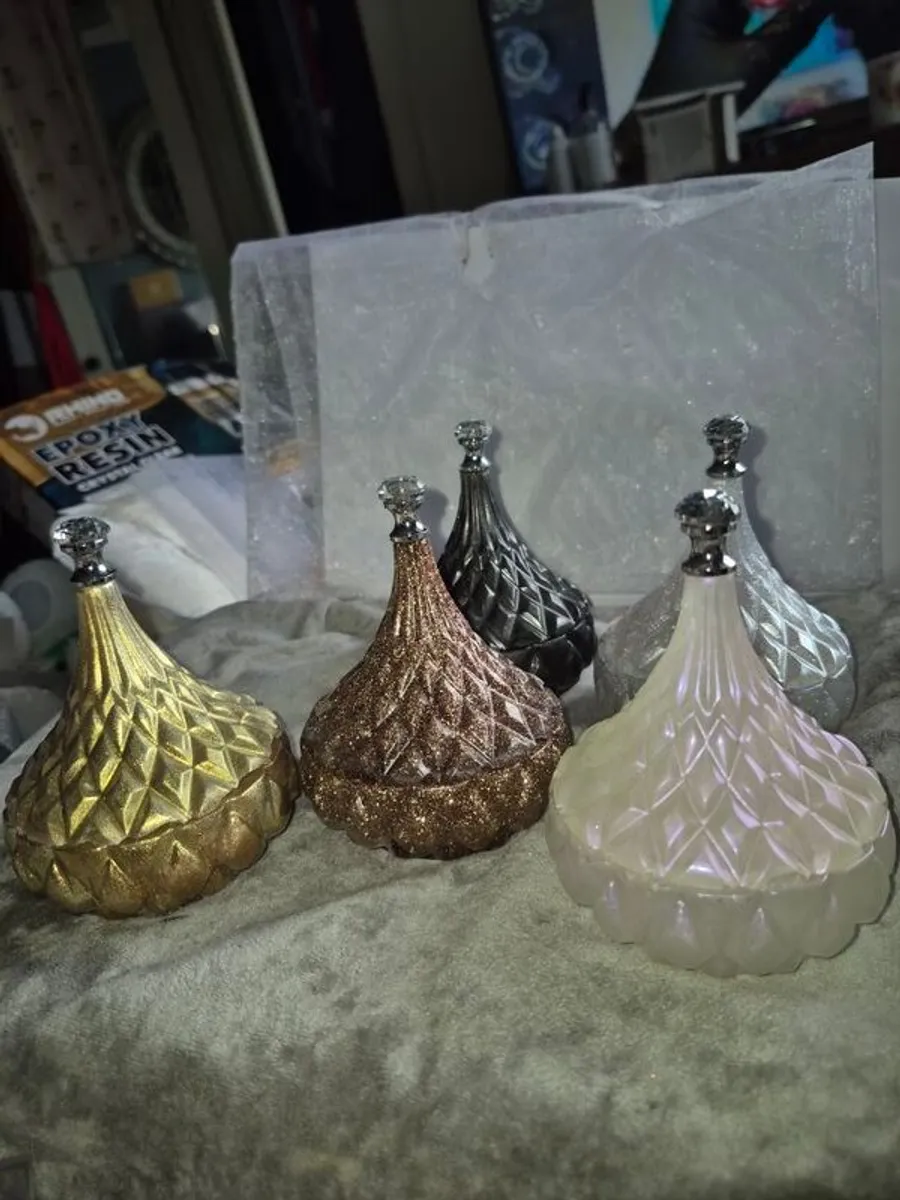 jewellery - Image 1