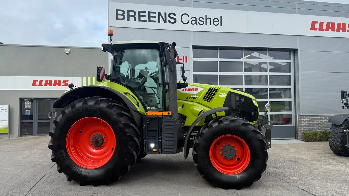 CLAAS Axion 810 Cmatic -  2021 - Image 2