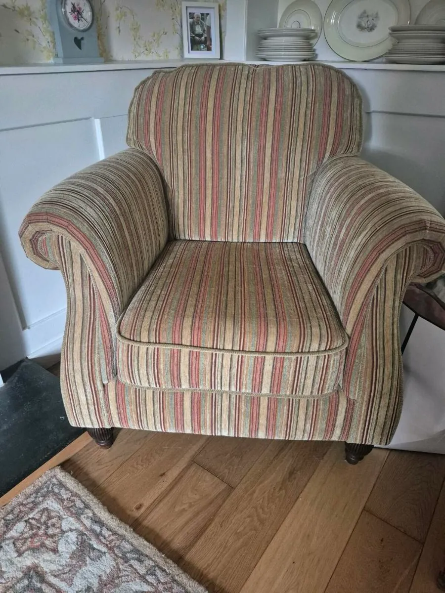 Living room furniture - Image 1