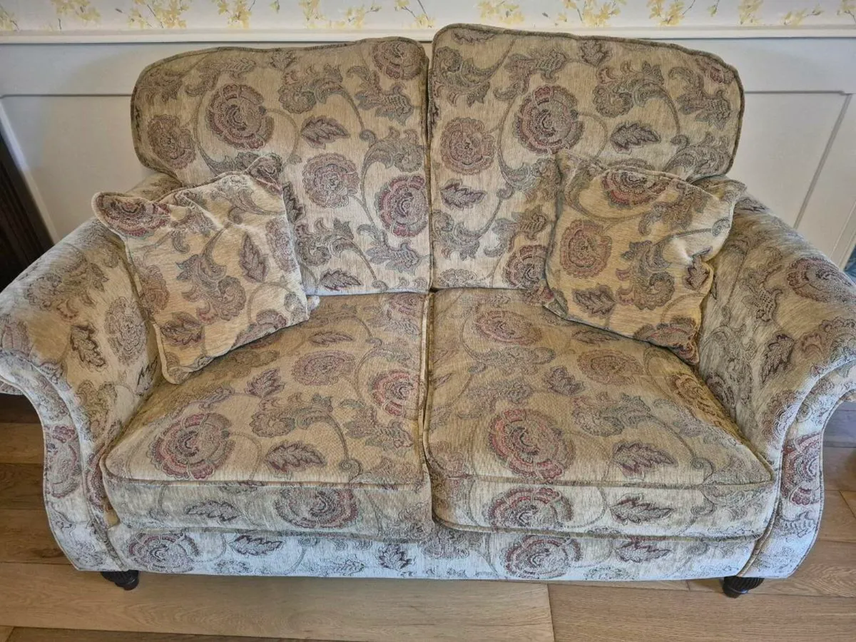 Living room furniture - Image 2