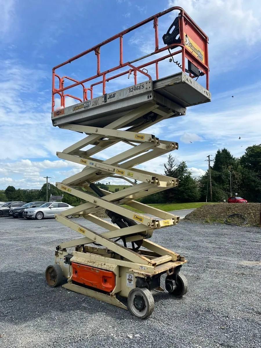 Scissor lift - Image 3