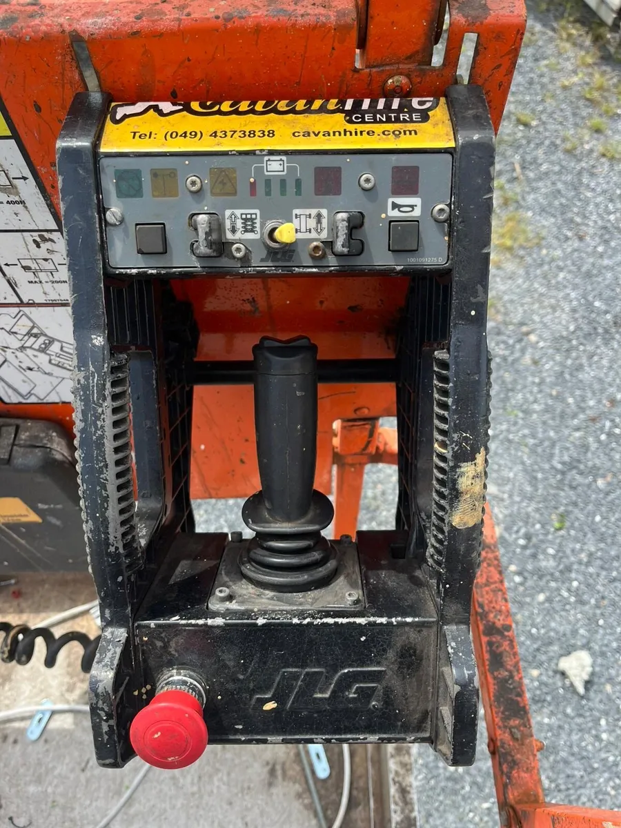 Scissor lift - Image 3