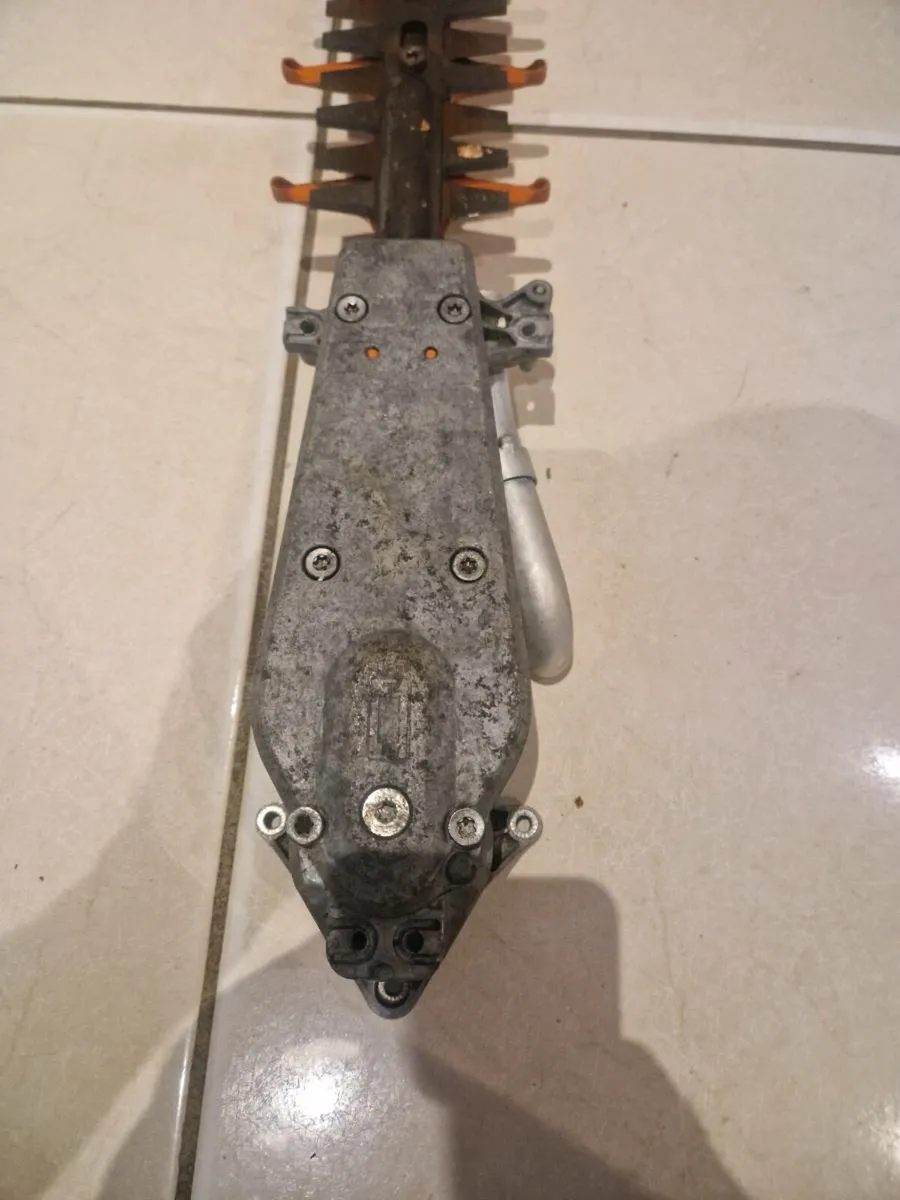 Stihl HS81R - Image 4