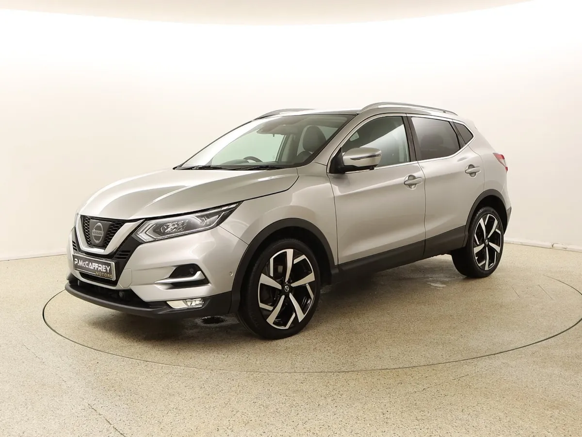 2017 NISSAN QASHQAI TEKNA 1.5 DCI LEATHER SAT NAV - Image 3