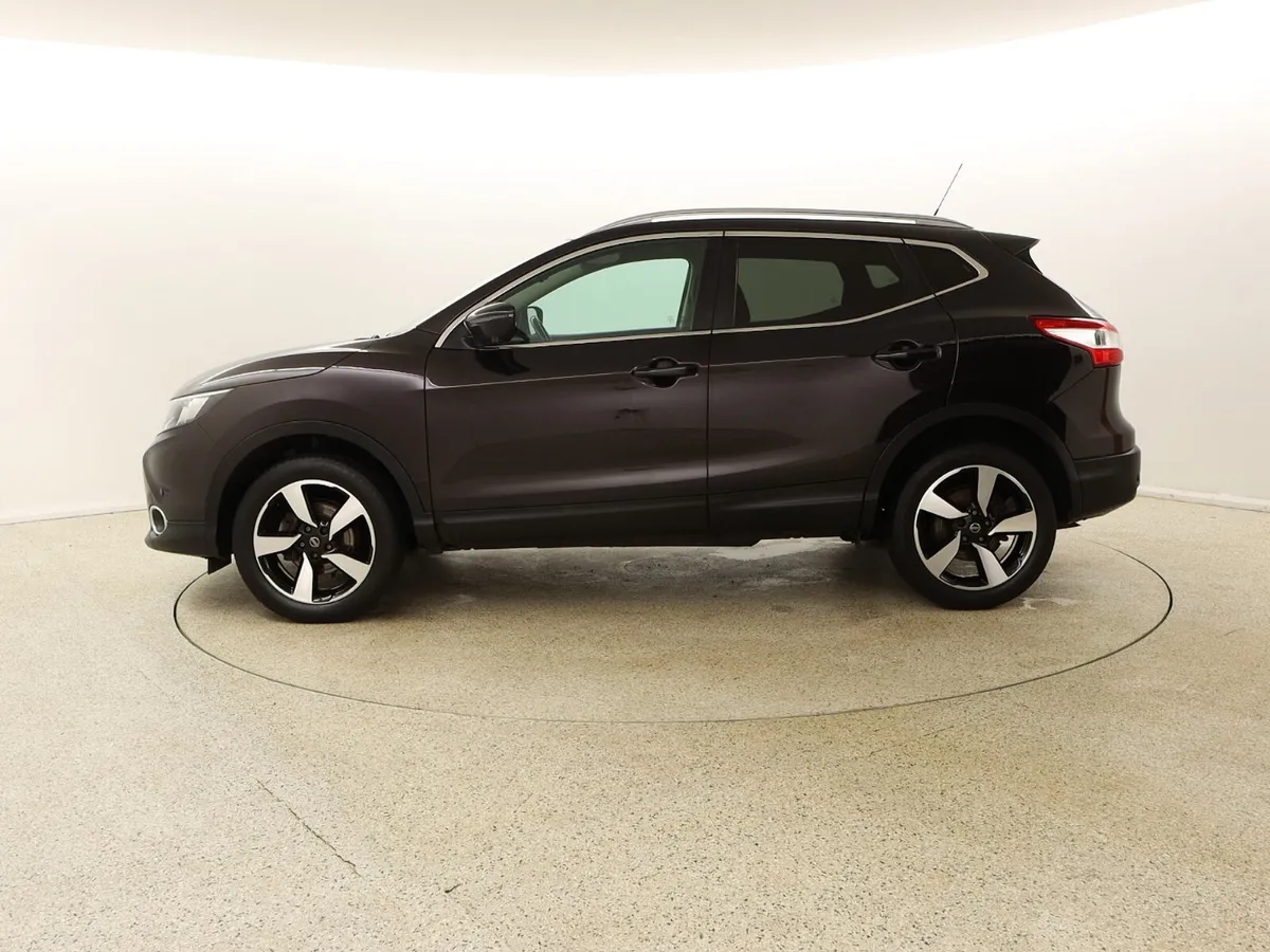 2017 NISSAN QASHQAI 1.5 DCI N-CONNECTA PAN ROOF - Image 4