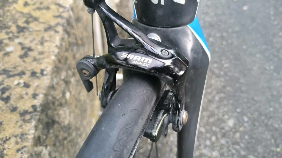 Carbon Road bike size M - Image 3