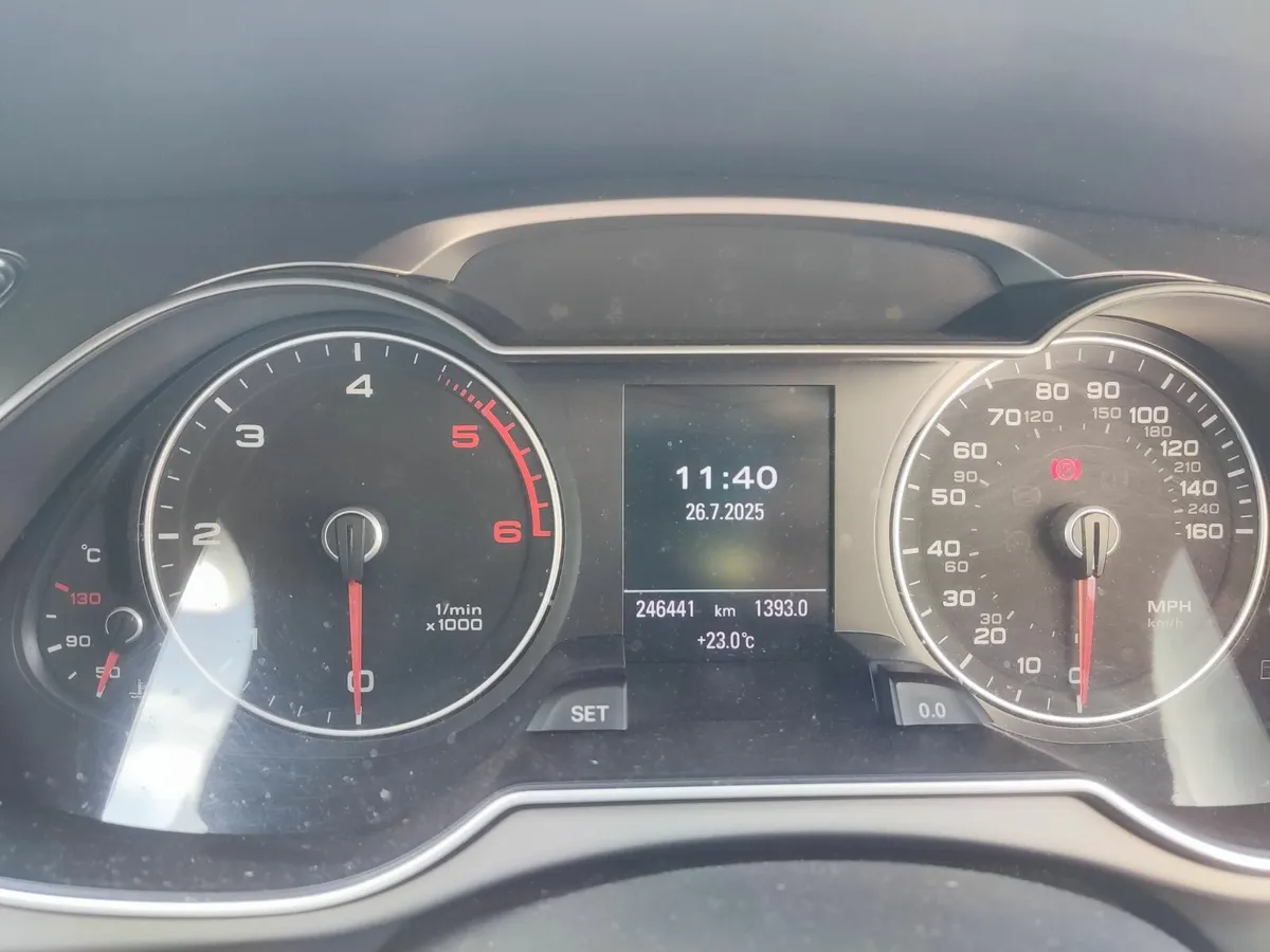 Audi A4 2012 - Image 4
