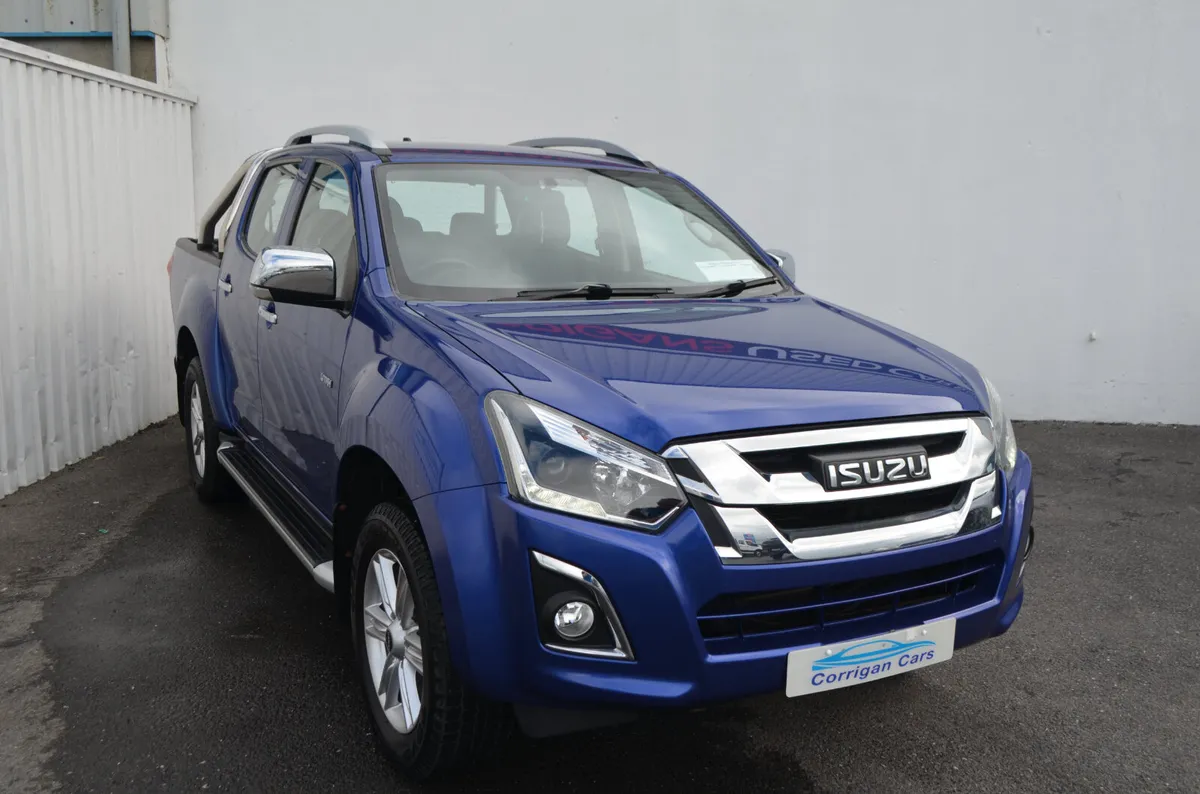 TOP SPEC LOW MILEAGE UTAH MANUAL-PRICE INCLS VAT - Image 3