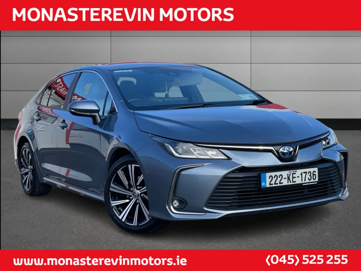 Toyota Corolla HYBRID LUNA SPORT 4DR - SAT NAV / H - Image 3