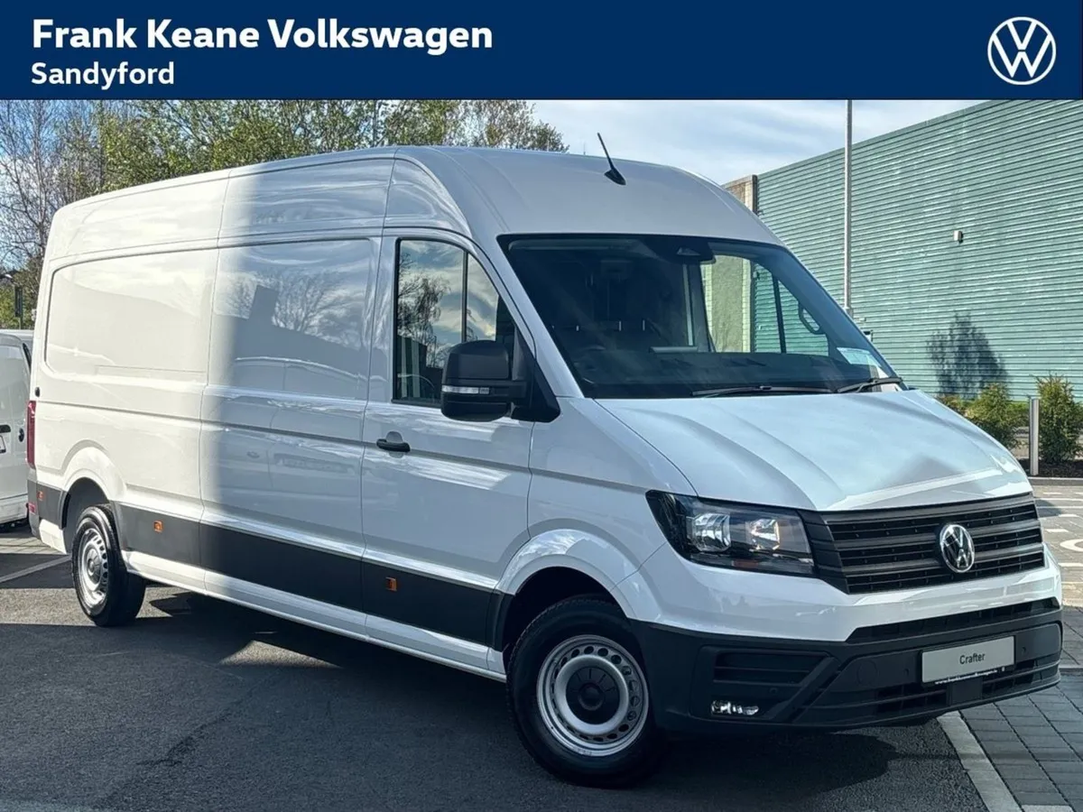 Volkswagen Crafter Highline LWB 140BHP M6F  apple - Image 1