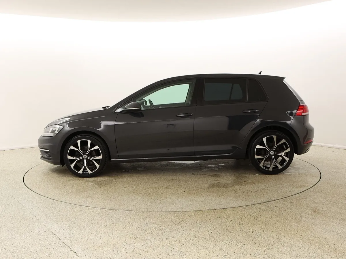 2018 VOLKSWAGEN GOLF 1.6 TDI SE NAV 115 BHP - Image 4