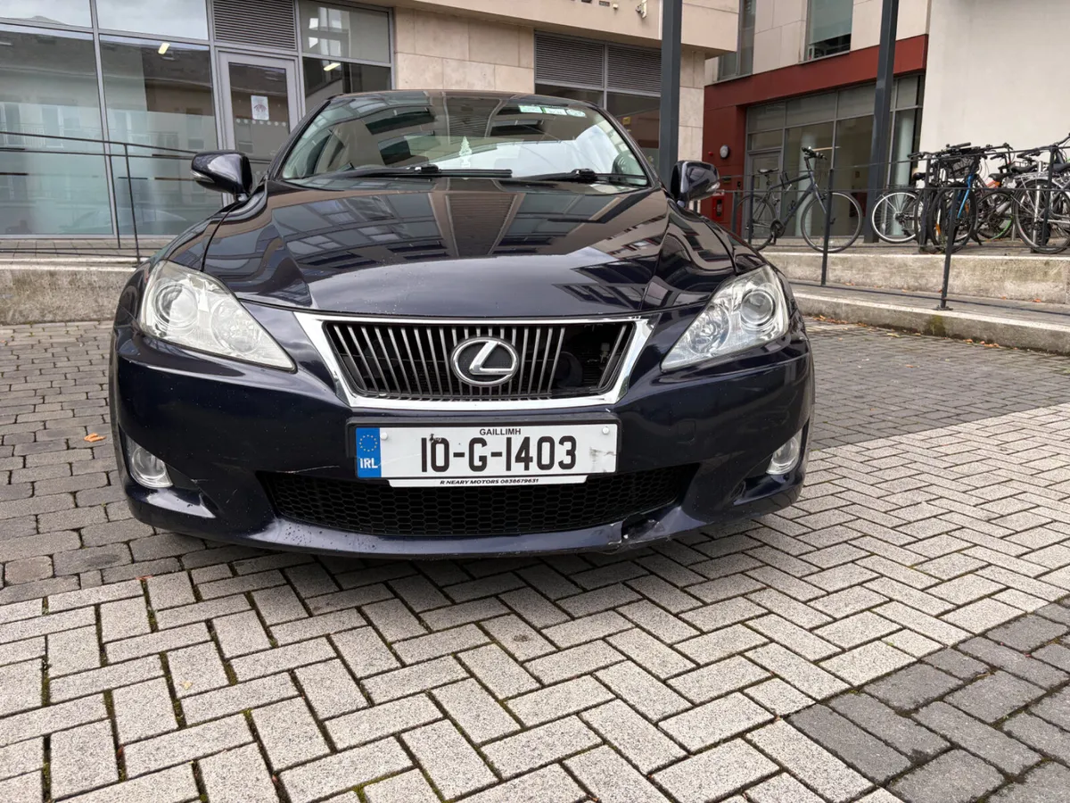 Lexus IS220D 2010 - Image 4