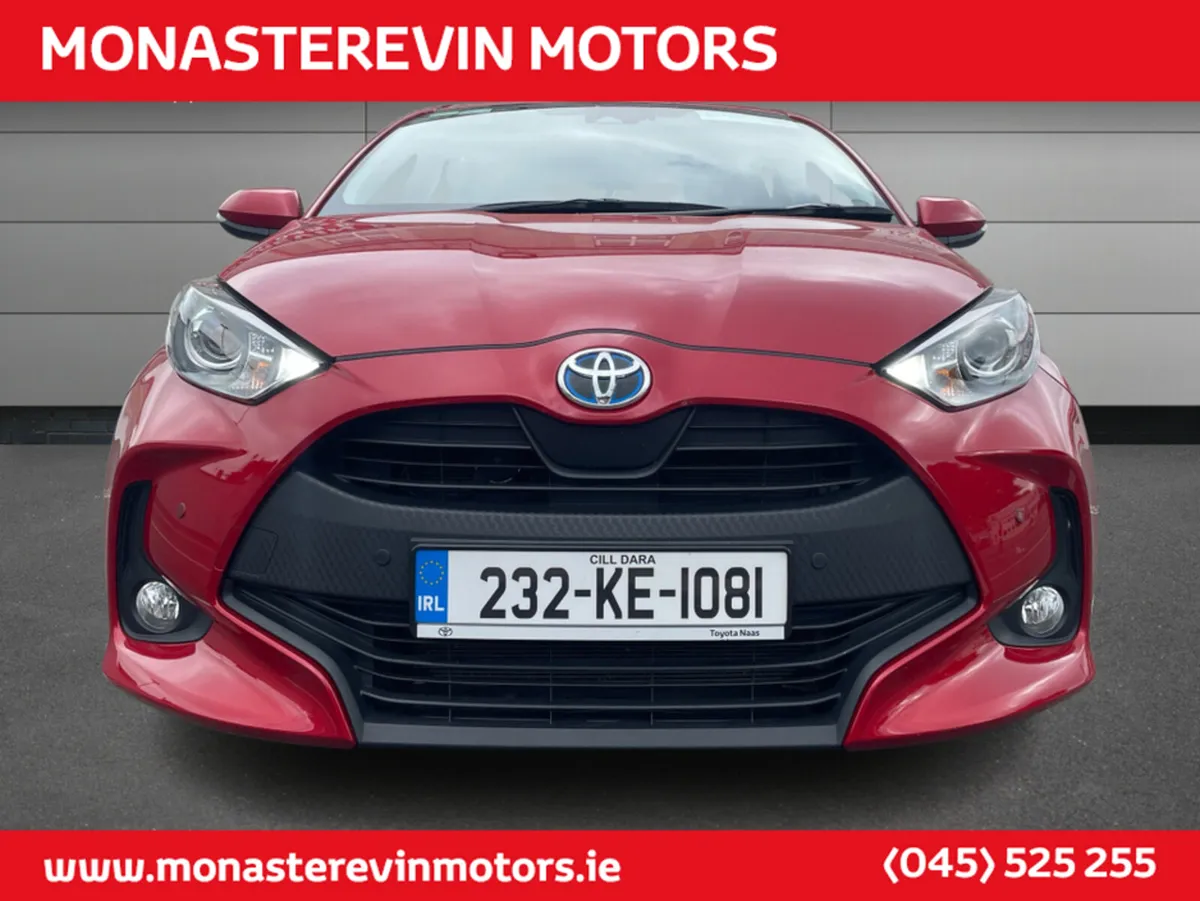 Toyota Yaris 1.5 HYBRID LUNA 4DR - LOW MILEAGE - Image 4