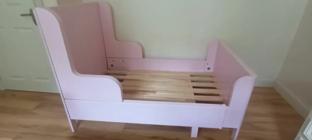 Toddler bed - Image 3