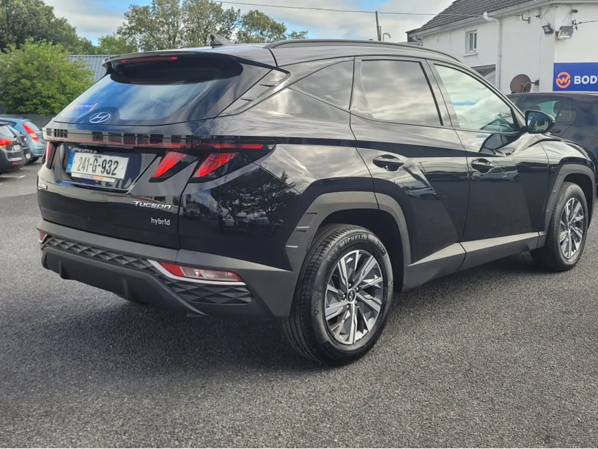 Hyundai Tucson EXECUTIVE HEV 5DR AUTO - Image 3
