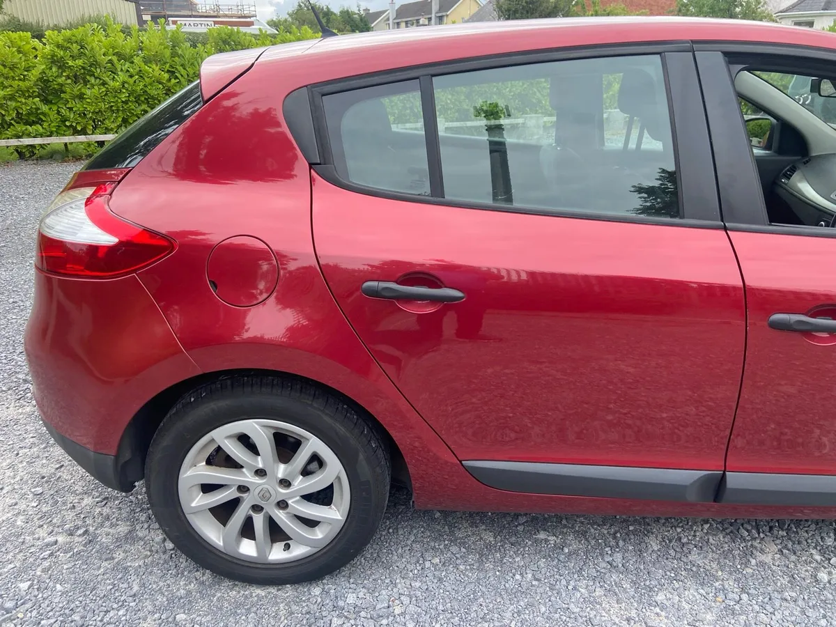 Very nice Renault MAGANE Diesel - Image 3