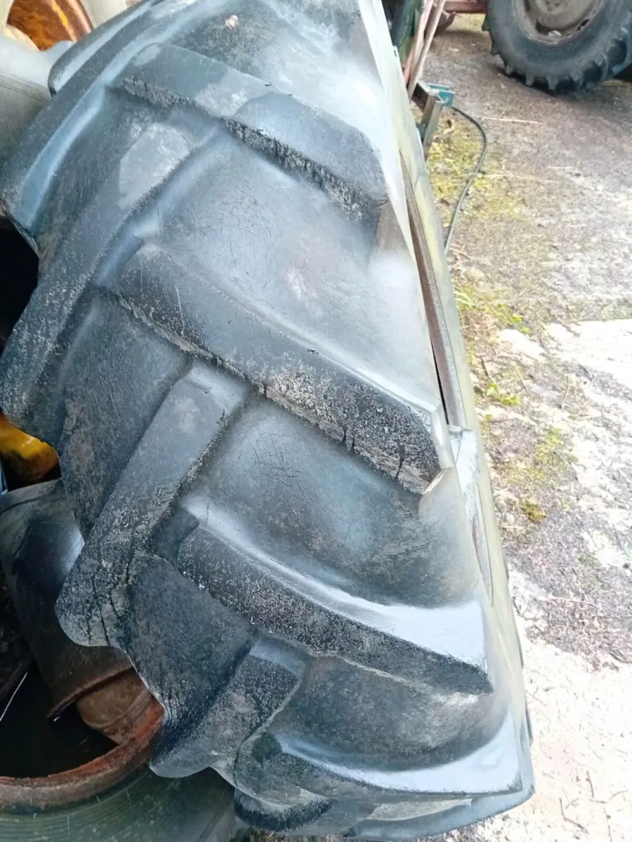 Tyres - Image 2