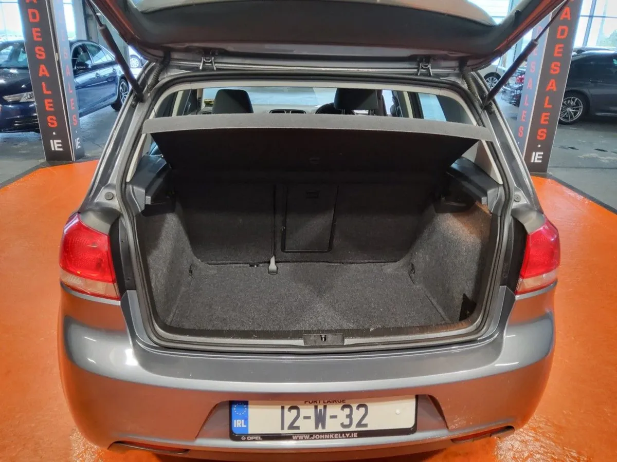 Volkswagen Golf 1.6 TDI 105BHP Edition-r - Image 4