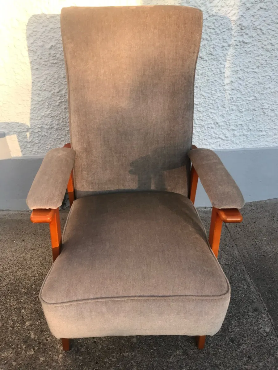 Casual chair - Image 2