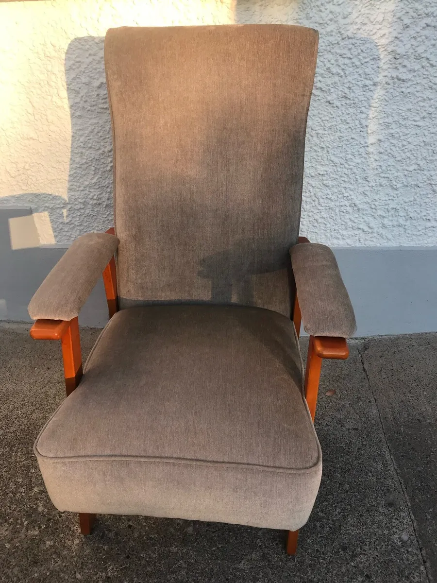 Casual chair - Image 3