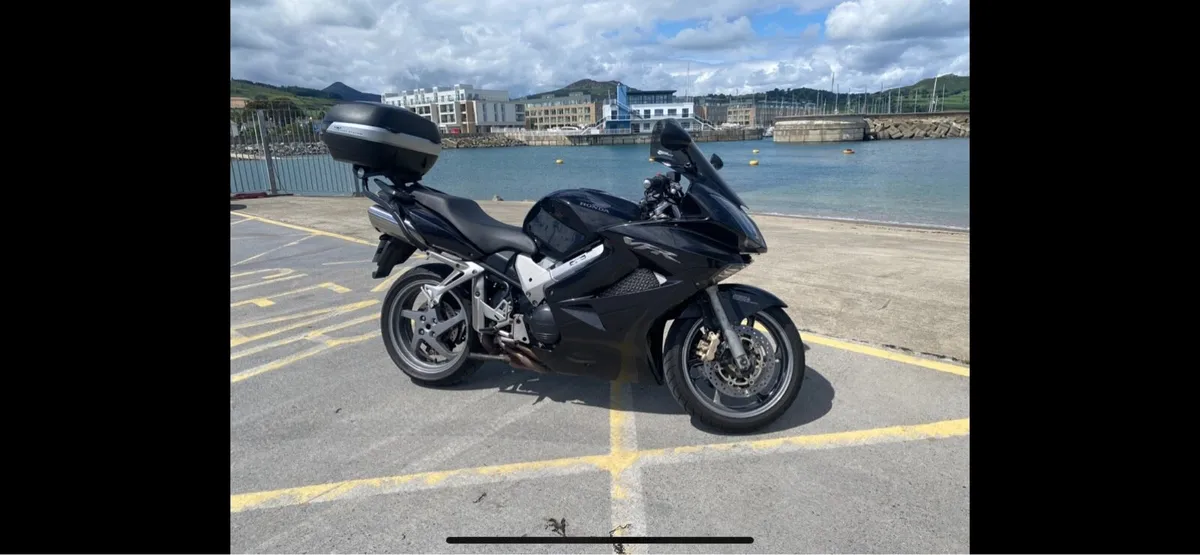 Honda Vfr 800 - Image 3