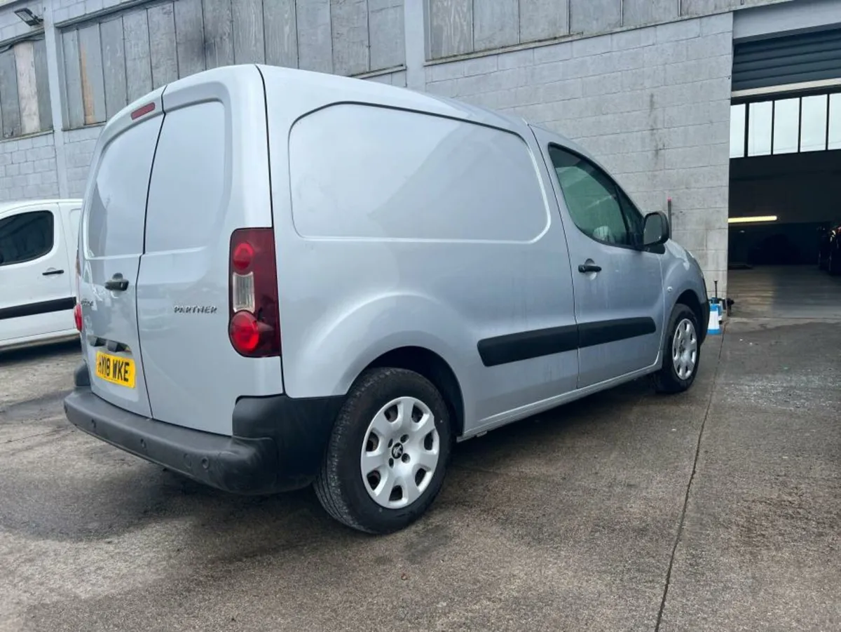Peugeot Partner TEPEE ACTIVE B-HD - Image 2