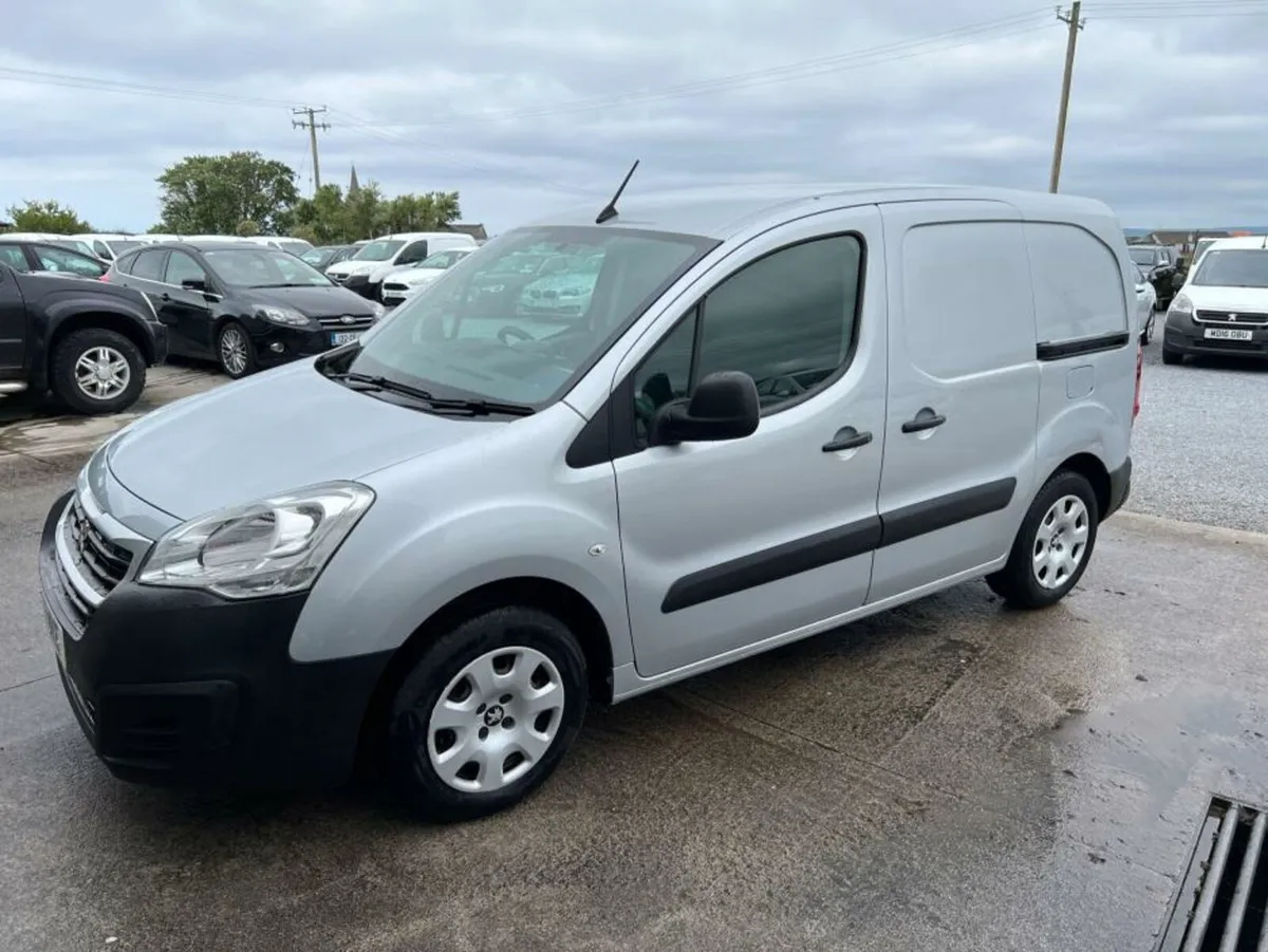 Peugeot Partner TEPEE ACTIVE B-HD - Image 3