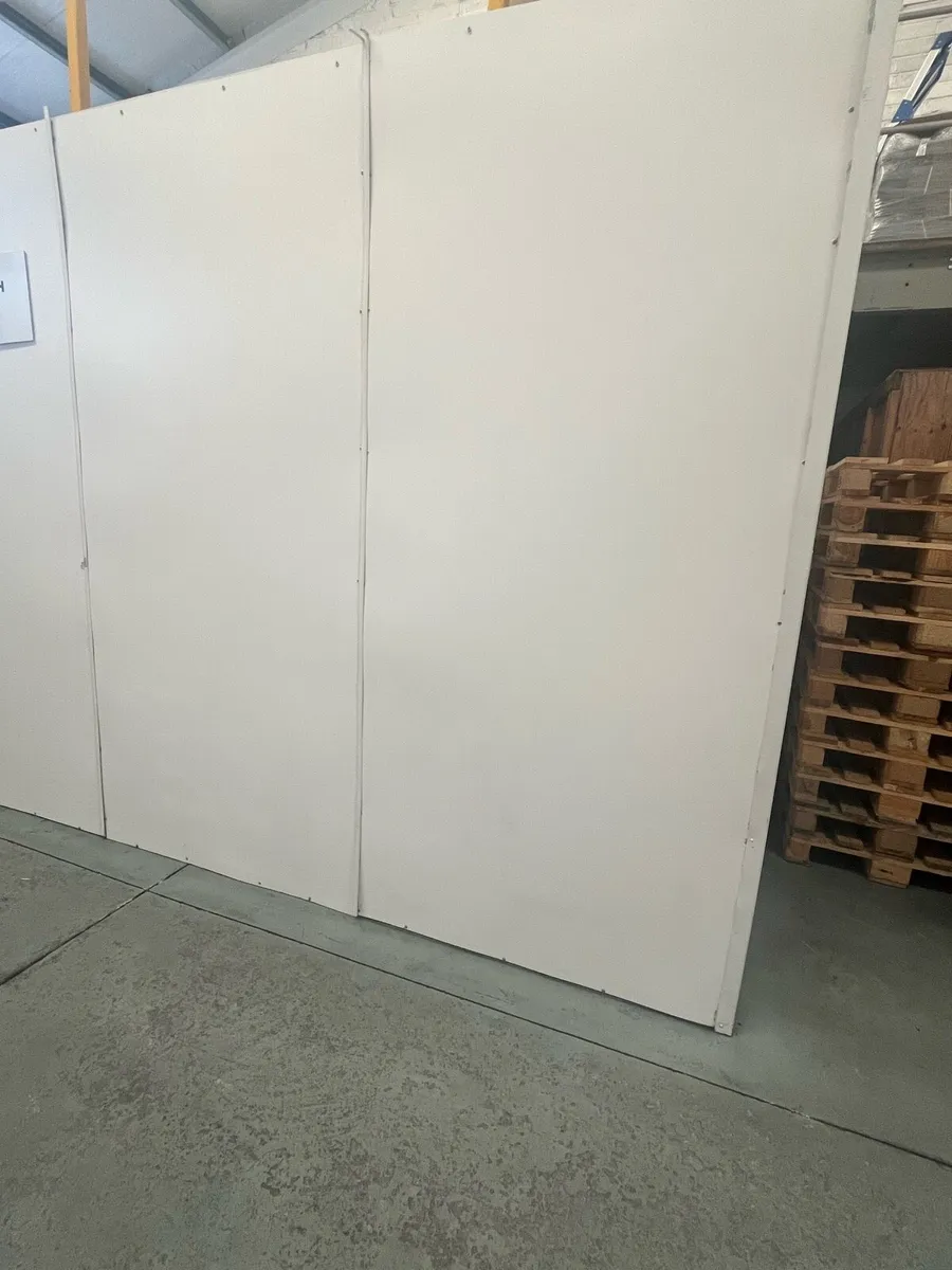 PVC hygienic white sheets/plywood & adhesive - Image 3