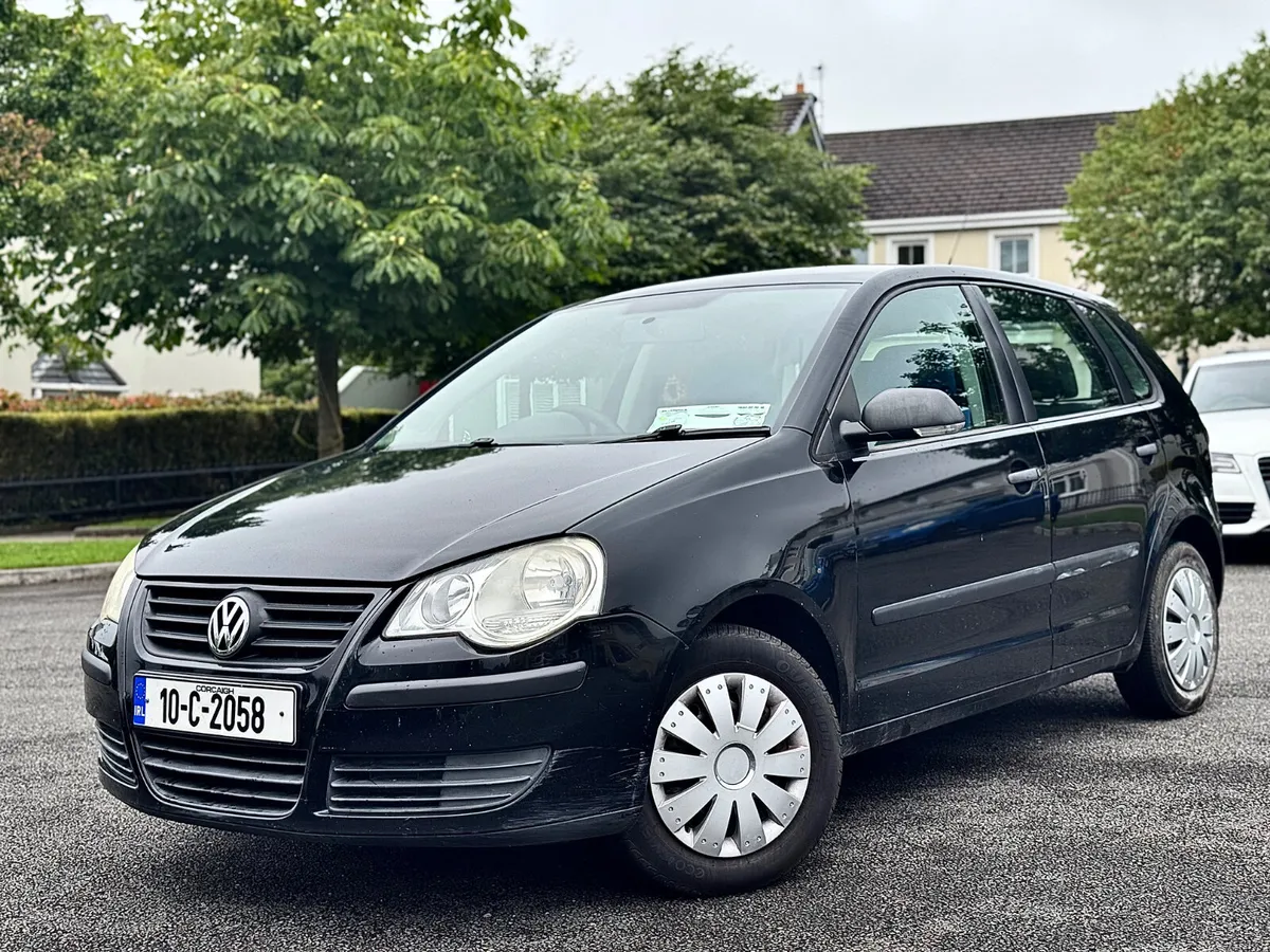 Volkswagen Polo 2010 - Image 1
