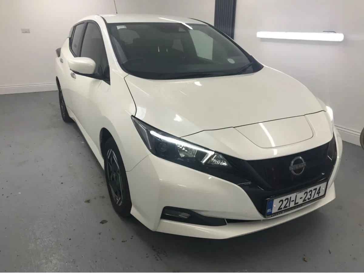Nissan Leaf 40K EV SV 40KW MY22 4DR AUTO - Image 2