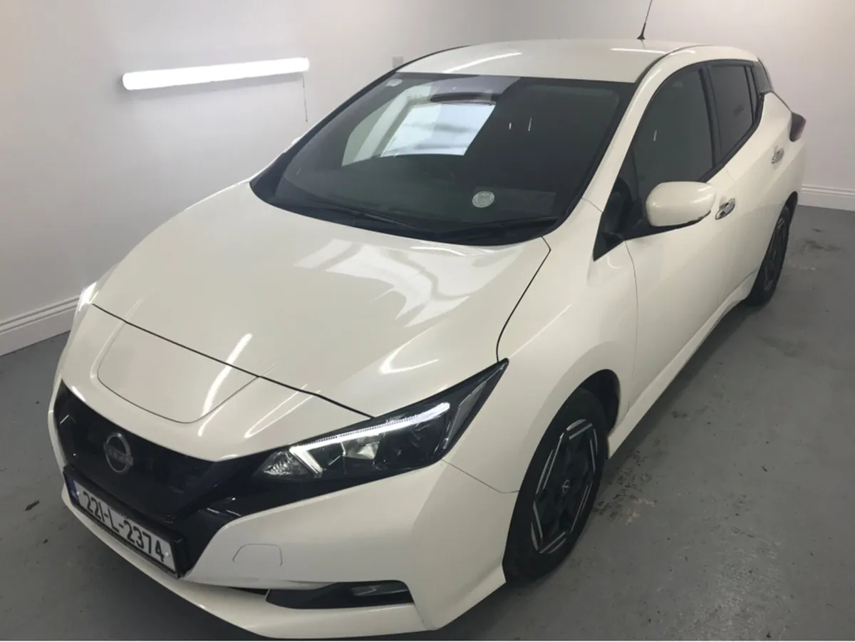 Nissan Leaf 40K EV SV 40KW MY22 4DR AUTO - Image 3