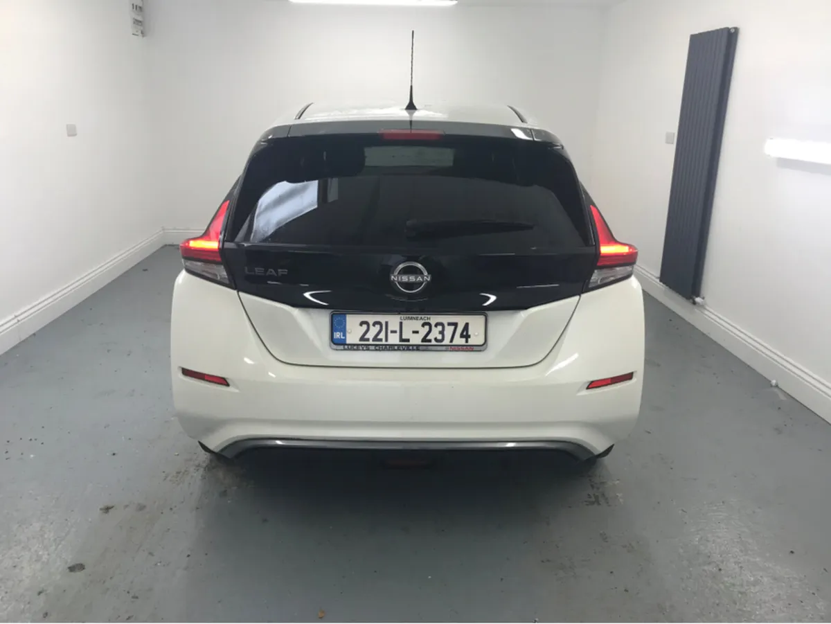 Nissan Leaf 40K EV SV 40KW MY22 4DR AUTO - Image 4
