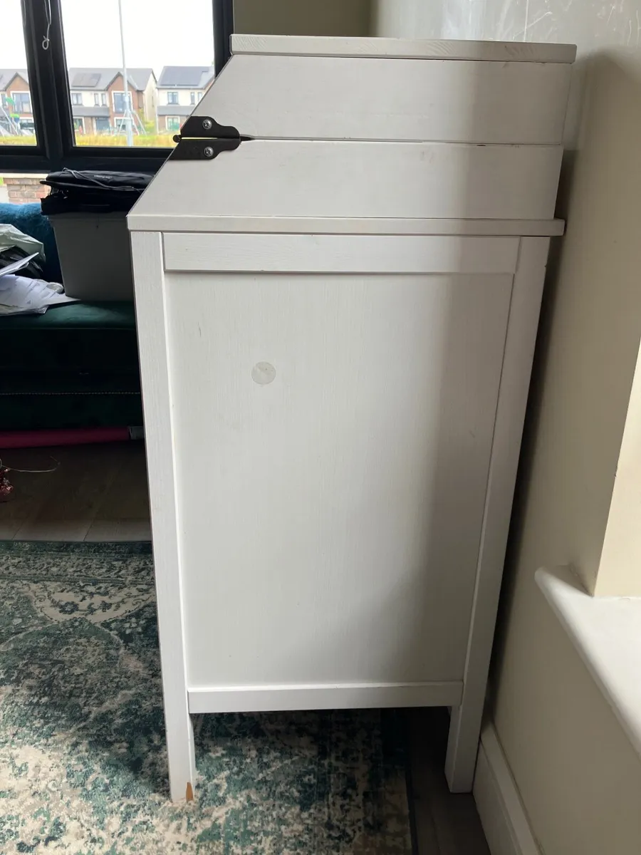 Baby changing table - Image 2
