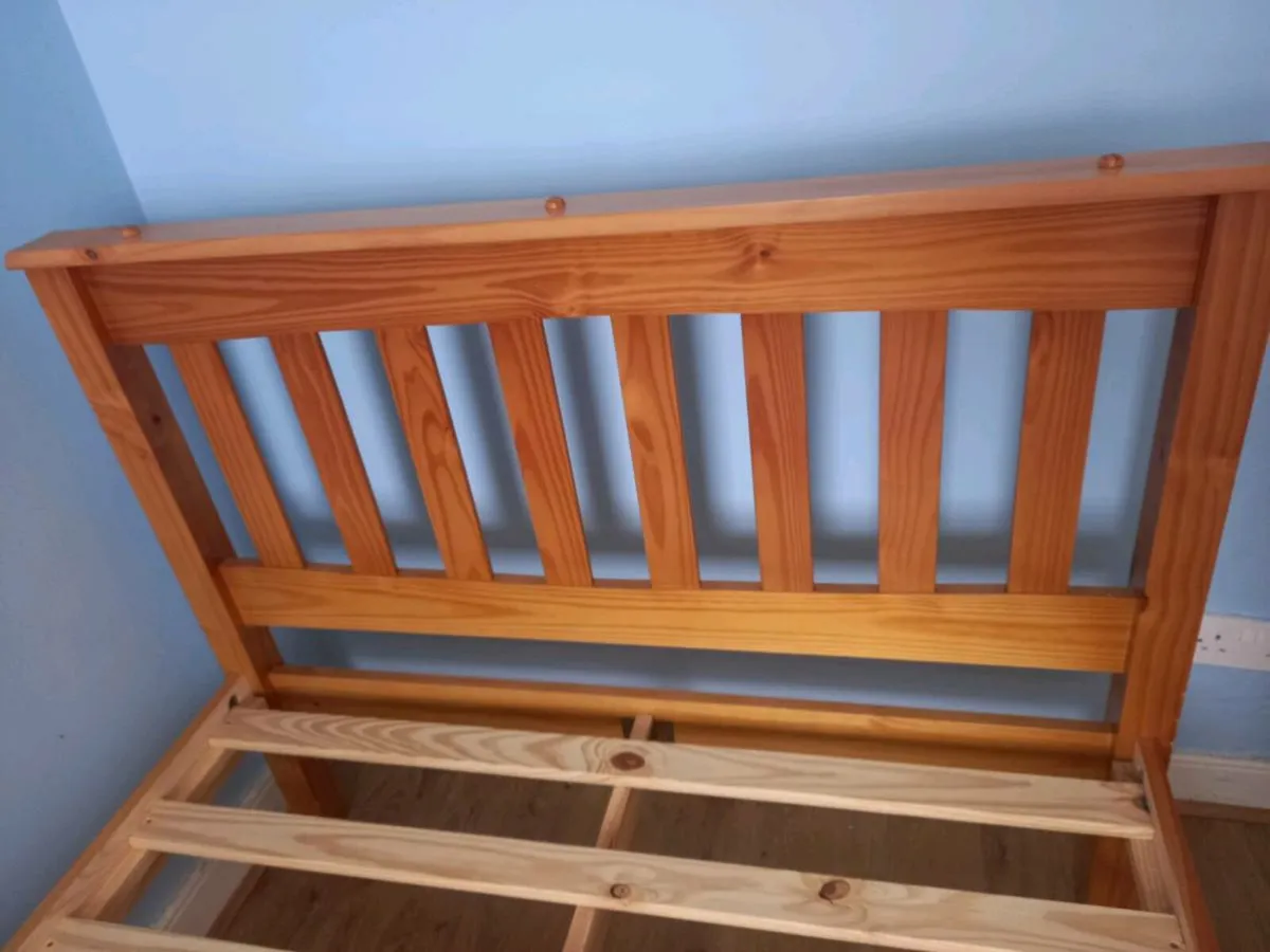 Bed frame - Image 2