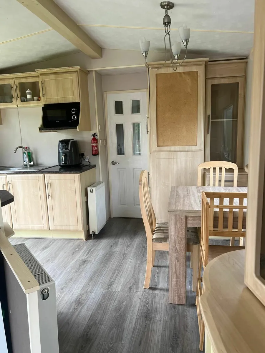Mobile home - Image 2
