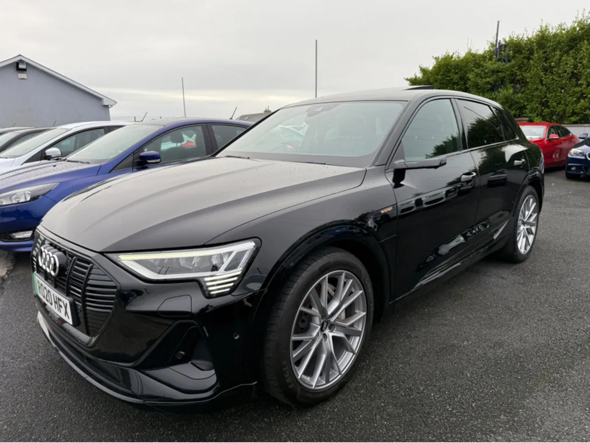 Audi e-tron LAUNCH EDITION 50 QUATTRO - Image 2