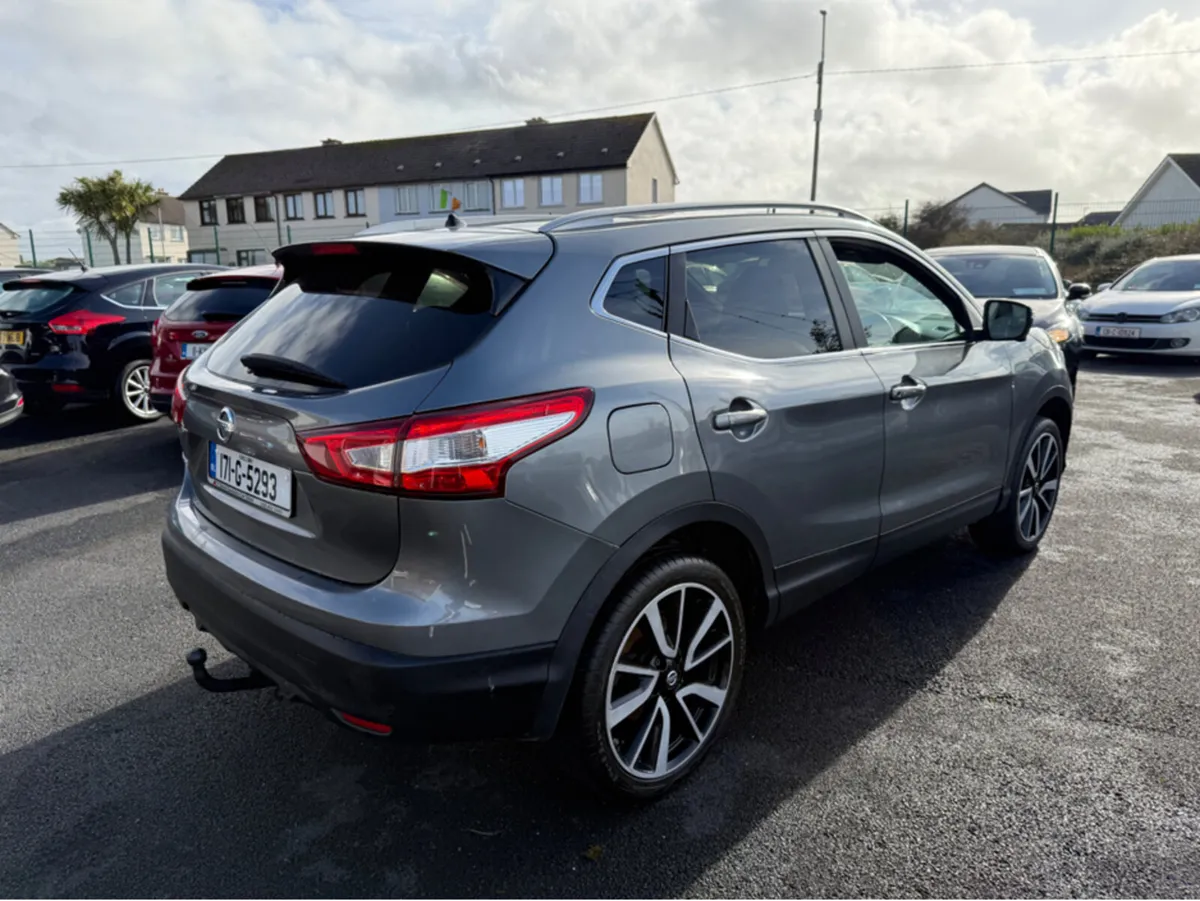 Nissan Qashqai 1.5 DCI N-VISION 110PS 5DR - Image 3