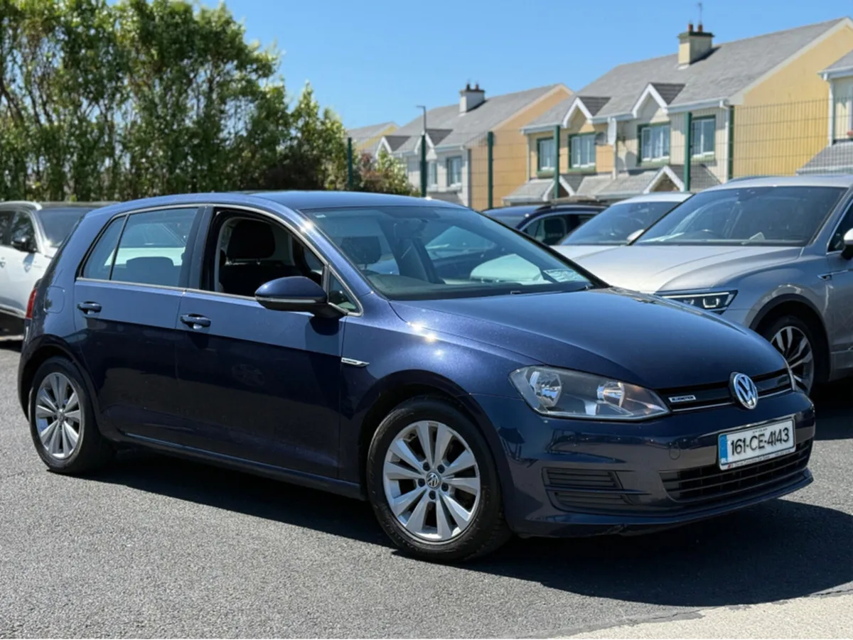Volkswagen Golf 1.6 TDI BLUE MOTION 110PS 5DR - Image 1