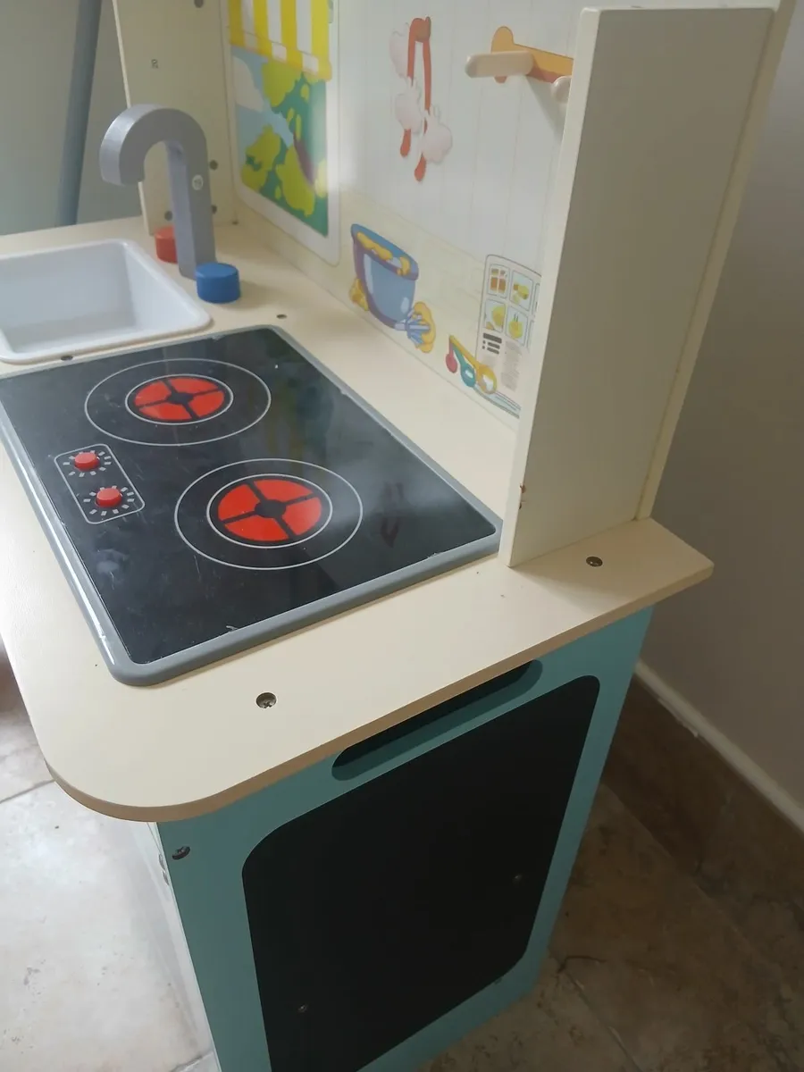 Kids Bluey Kitchen - Image 3