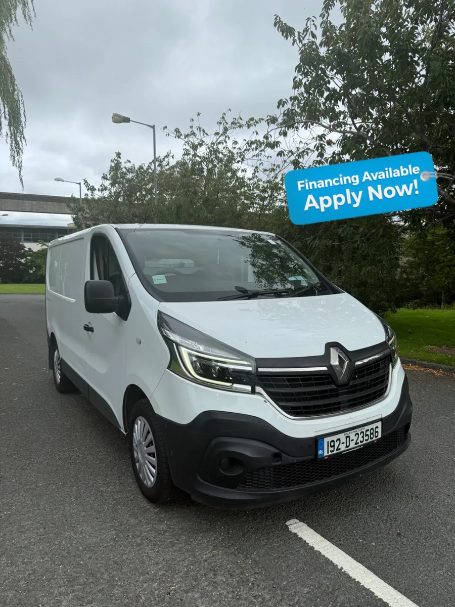 Renault Trafic 2019 LOW MILEAGE INCLUDES VAT - Image 1