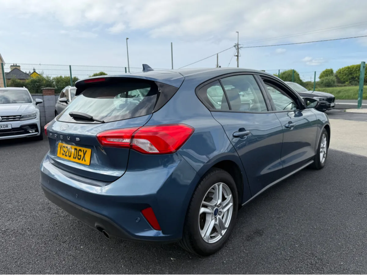 Ford Focus ZETEC TDCI AUTO - Image 4