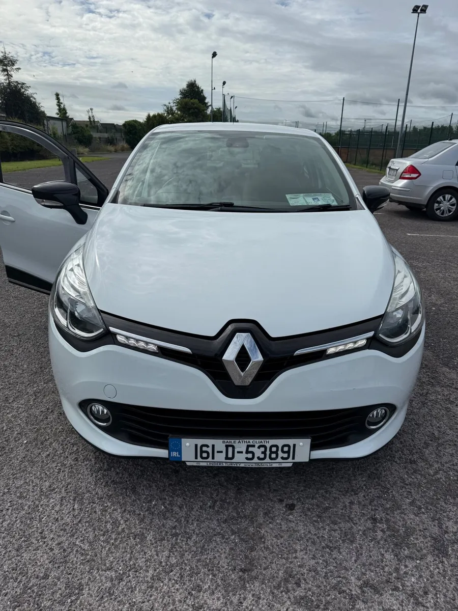 Renault Clio 2016 - Image 1
