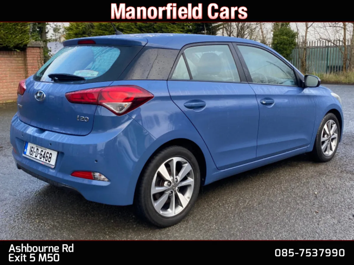 2016 161 Hyundai i20 Deluxe 1.2 Petrol 5dr - Image 4