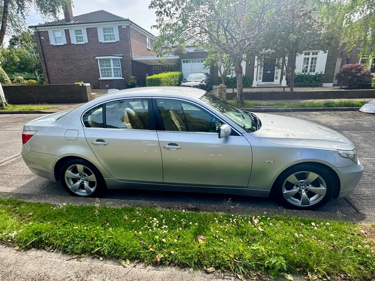 Low mileage BMW 520 Diesel - Image 3